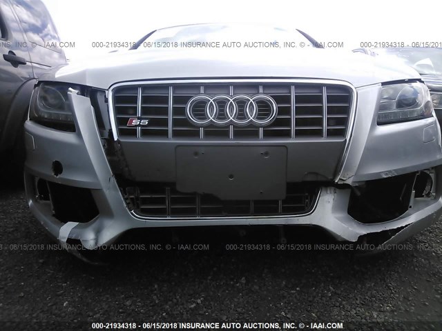 WAURV78T29A011344 - 2009 AUDI S5 QUATTRO SILVER photo 6