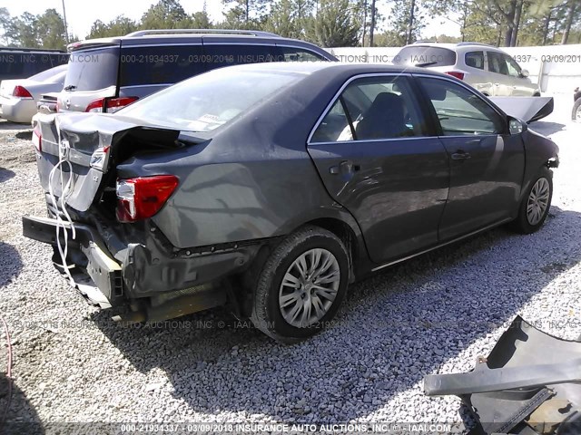 4T1BF1FK6CU060427 - 2012 TOYOTA CAMRY SE/LE/XLE GRAY photo 4