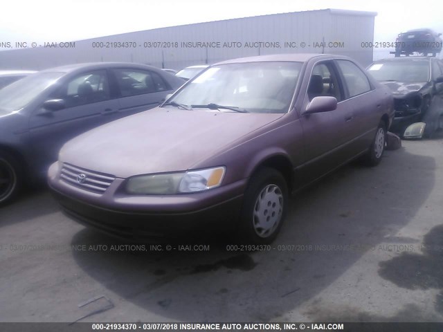 JT2BG22K0X0324437 - 1999 TOYOTA CAMRY LE/XLE RED photo 2