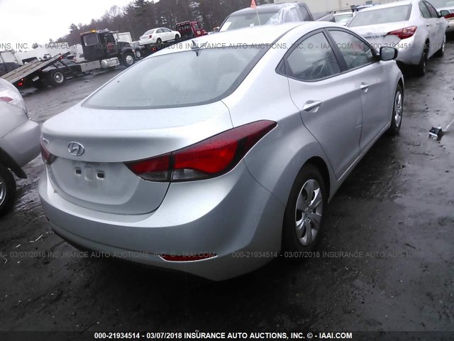 5NPDH4AE5GH741740 - 2016 HYUNDAI ELANTRA SE/SPORT/LIMITED SILVER photo 4