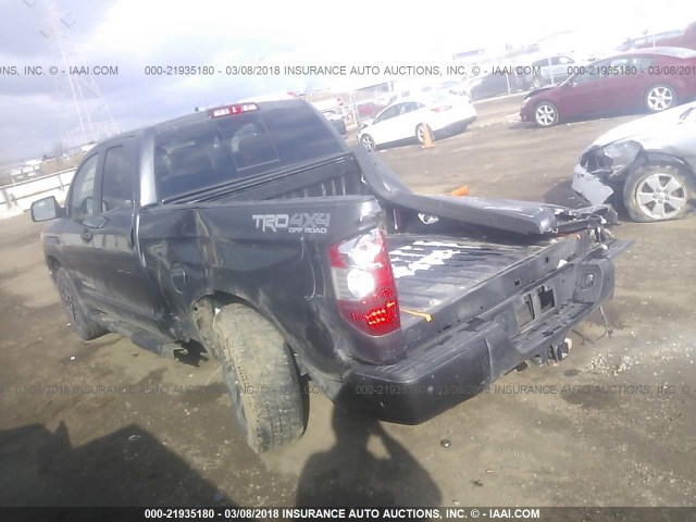 5TFUW5F12GX582620 - 2016 TOYOTA TUNDRA DOUBLE CAB SR/SR5 GRAY photo 3