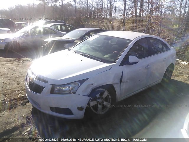 1G1PC5SB8D7107935 - 2013 CHEVROLET CRUZE LT WHITE photo 2