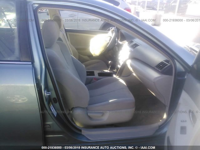 4T1BE46K89U875015 - 2009 TOYOTA CAMRY SE/LE/XLE GREEN photo 5