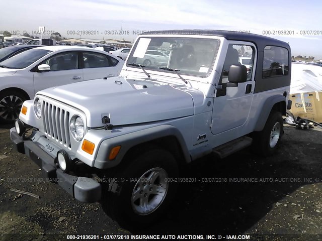 1J4FA49S94P766416 - 2004 JEEP WRANGLER / TJ SPORT SILVER photo 2