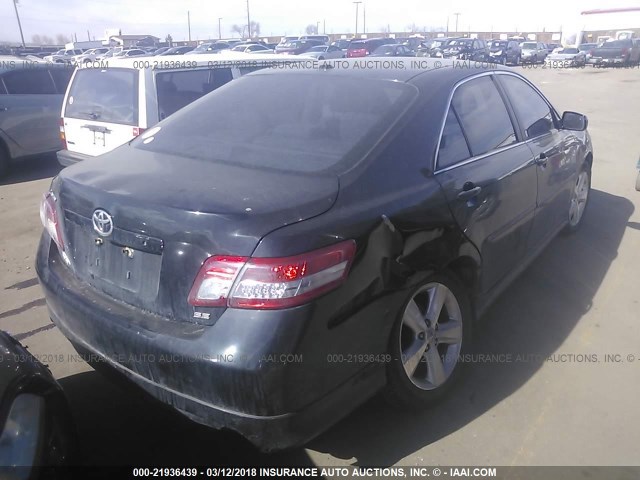 4T1BF3EK2AU089174 - 2010 TOYOTA CAMRY SE/LE/XLE BLACK photo 4