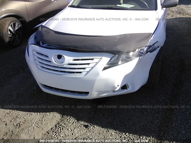4T4BE46K57R003426 - 2007 TOYOTA CAMRY NEW GENERAT CE/LE/XLE/SE WHITE photo 6