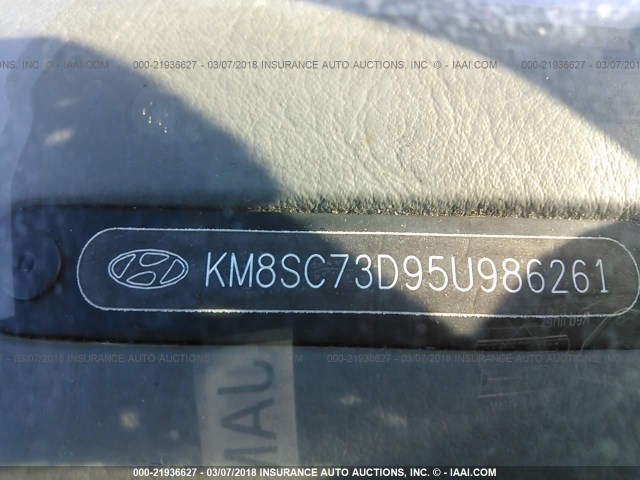 KM8SC73D95U986261 - 2005 HYUNDAI SANTA FE GLS/LX GRAY photo 9