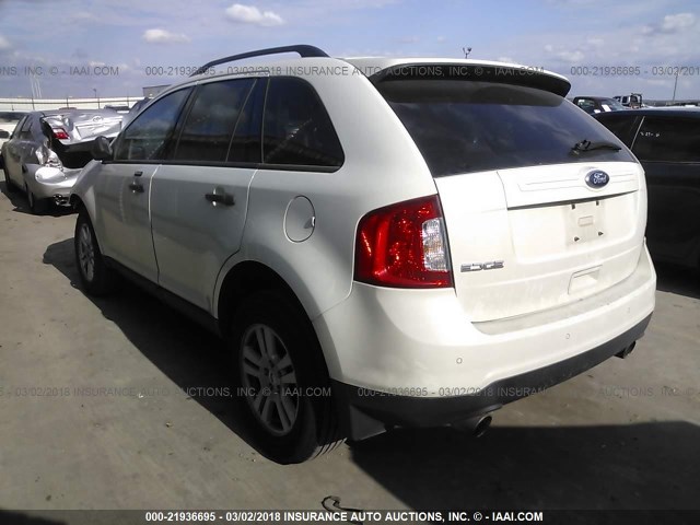 2FMDK3GC1DBA73908 - 2013 FORD EDGE SE WHITE photo 3