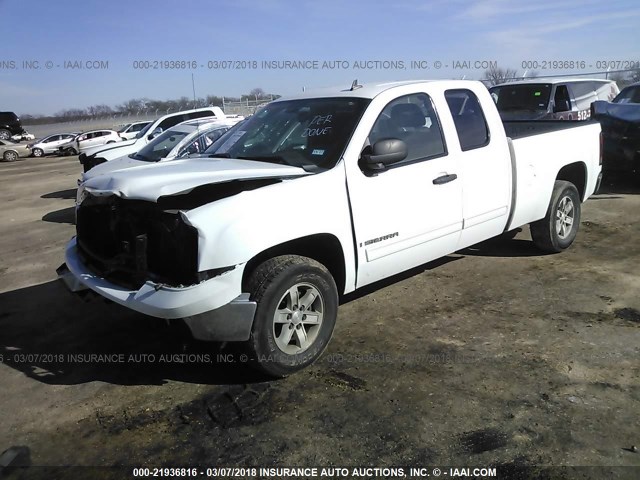 1GTEC290X9Z251452 - 2009 GMC SIERRA C1500 SLE WHITE photo 2