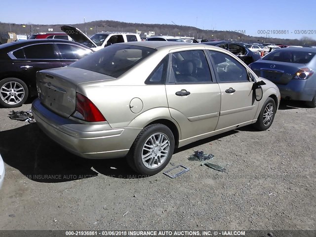 1FAFP3831YW352010 - 2000 FORD FOCUS ZTS GOLD photo 4