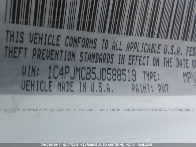 1C4PJMCB5JD588519 - 2018 JEEP CHEROKEE LATITUDE Biały zdjęcie 9