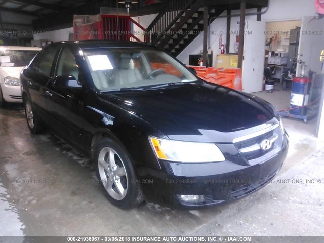 5NPEU46F17H206423 - 2007 HYUNDAI SONATA SE/LIMITED BLACK photo 1