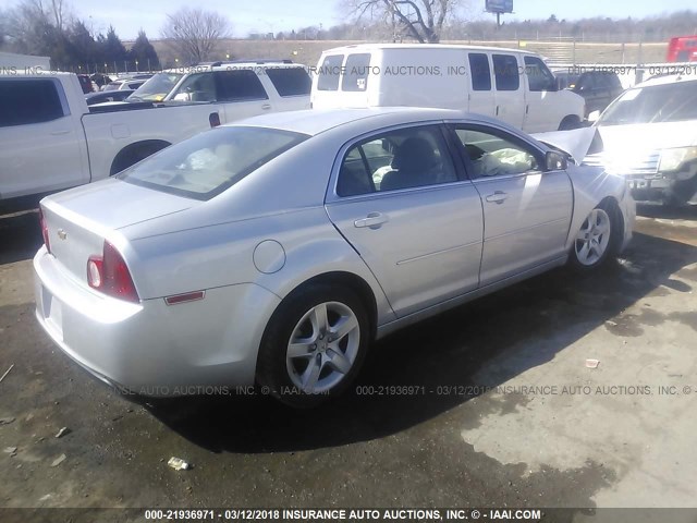 1G1ZA5E13BF330906 - 2011 CHEVROLET MALIBU LS 银色 照片 4