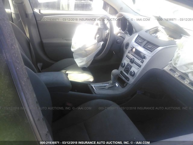 1G1ZA5E13BF330906 - 2011 CHEVROLET MALIBU LS 银色 照片 5