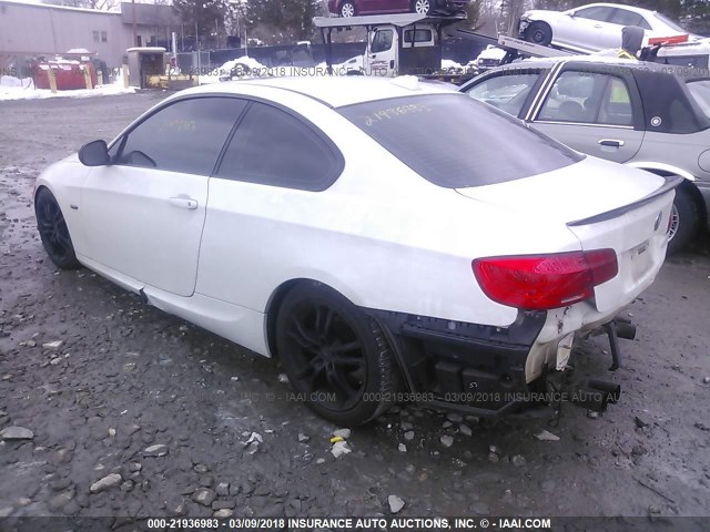 WBAKF9C56BE247464 - 2011 BMW 335 XI WHITE photo 3