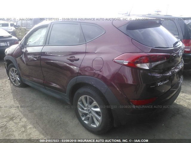 KM8J23A42HU550687 - 2017 HYUNDAI TUCSON SE MAROON photo 3