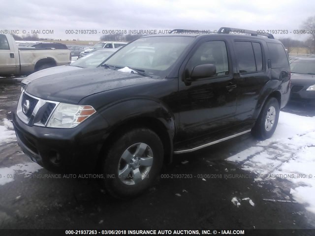 5N1AR1NN0AC608696 - 2010 NISSAN PATHFINDER S/LE/SE BLACK photo 2