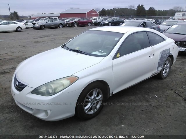 4T1CE38P96U567998 - 2006 TOYOTA CAMRY SOLARA SE/SLE WHITE photo 2