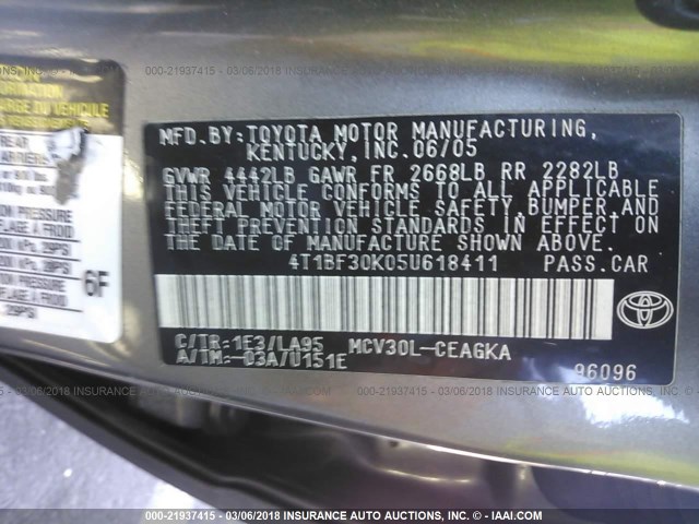 4T1BF30K05U618411 - 2005 TOYOTA CAMRY LE/XLE/SE GRAY photo 9