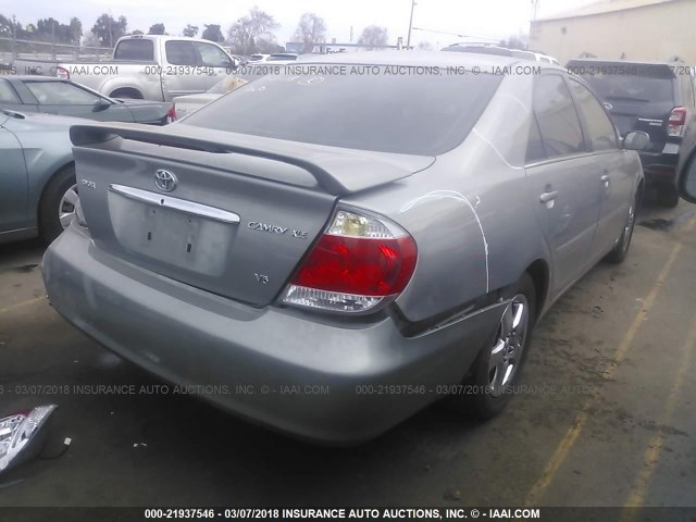 4T1BF32K65U599246 - 2005 TOYOTA CAMRY LE/XLE/SE 银色 照片 4
