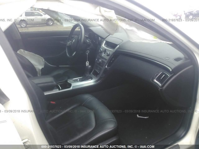 1G6DJ5EG0A0120922 - 2010 CADILLAC CTS PERFORMANCE COLLECTION Белый фото 5