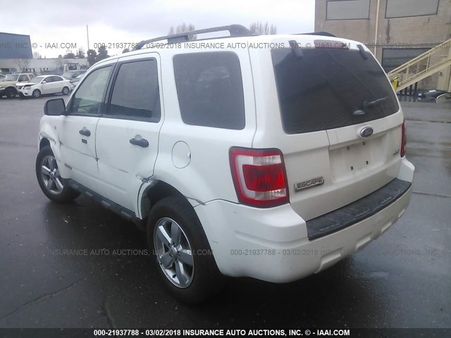 1FMCU93108KC40669 - 2008 FORD ESCAPE XLT WHITE photo 3