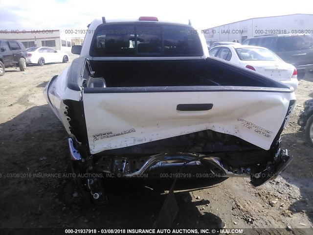 5TEJU4GN7AZ700987 - 2010 TOYOTA TACOMA DOUBLE CAB PRERUNNER WHITE photo 8