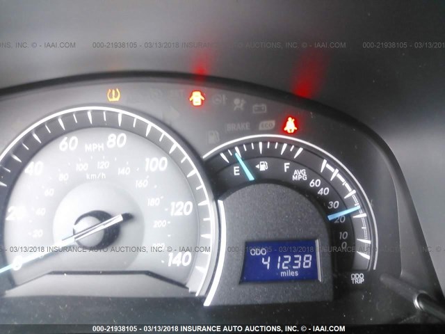 4T4BF1FK9FR512252 - 2015 TOYOTA CAMRY LE/XLE/SE/XSE ვერცხლისფერი ფოტო 7