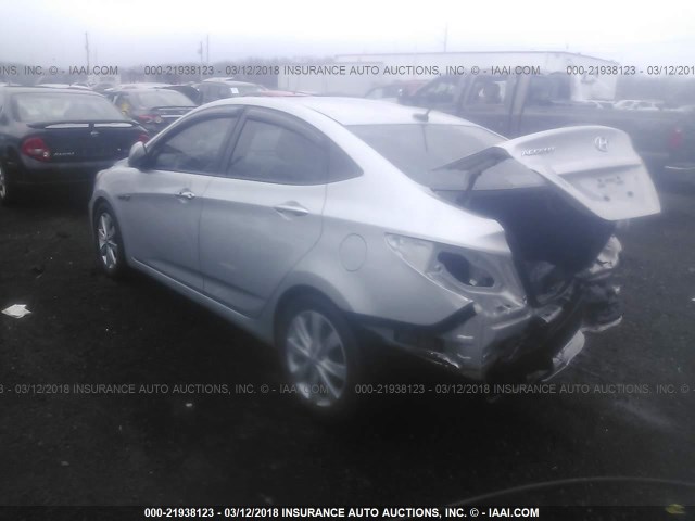 KMHCU4AE2DU305139 - 2013 HYUNDAI ACCENT GLS/SE SILVER photo 3