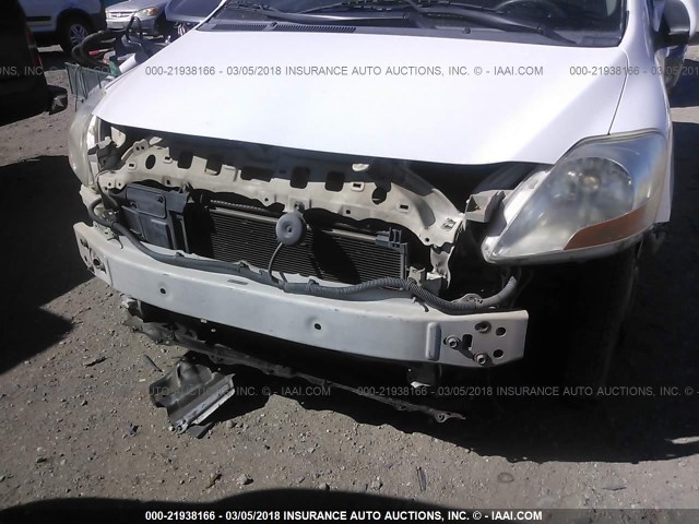 JTDBT923171090436 - 2007 TOYOTA YARIS WHITE photo 6