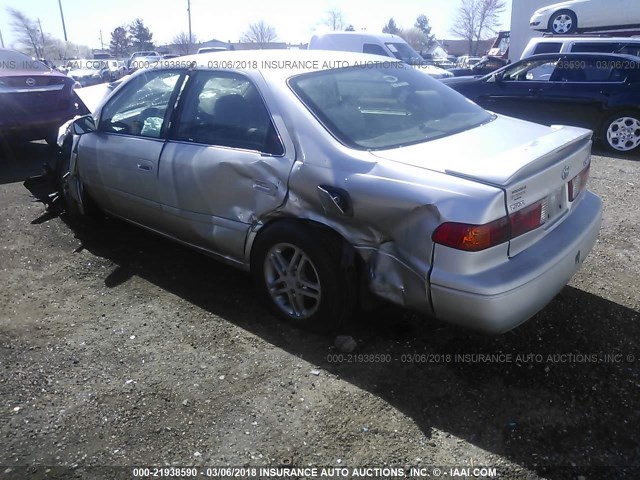 4T1BG22K71U836862 - 2001 TOYOTA CAMRY CE/LE/XLE ნაცრისფერი ფოტო 3