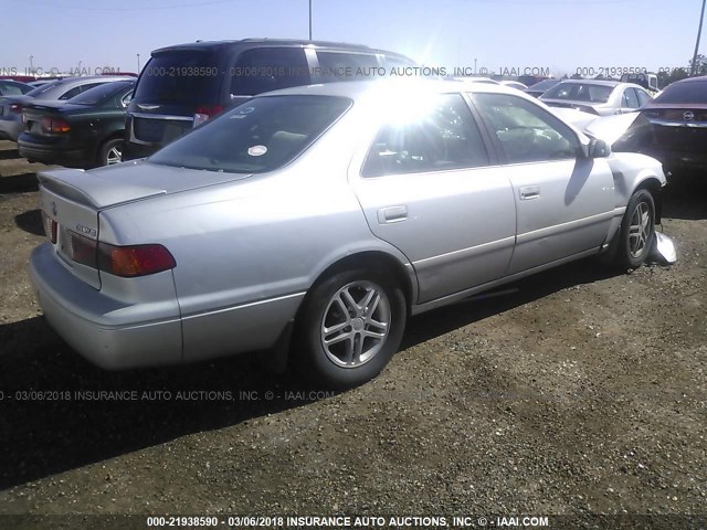 4T1BG22K71U836862 - 2001 TOYOTA CAMRY CE/LE/XLE ნაცრისფერი ფოტო 4