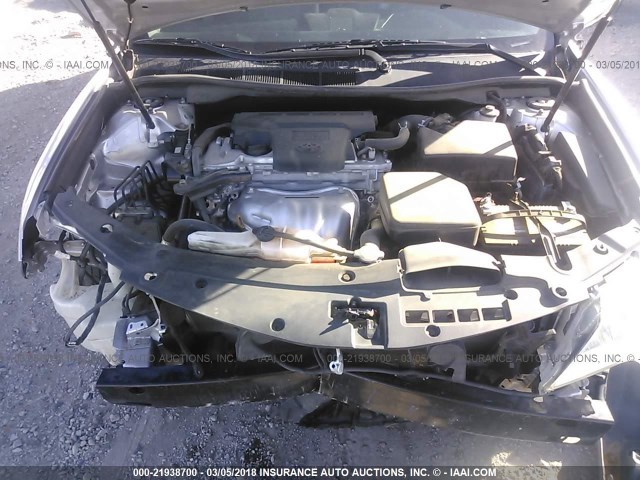 4T1BF1FK0DU220657 - 2013 TOYOTA CAMRY L/SE/LE/XLE 银色 照片 10