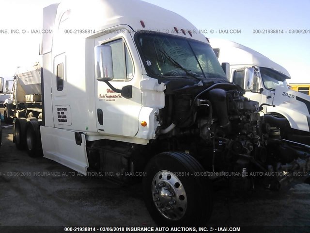 3AKJGLDR2HSHD9418 - 2017 FREIGHTLINER CASCADIA 125  WHITE photo 1