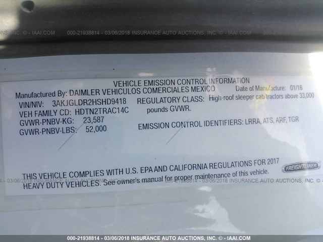 3AKJGLDR2HSHD9418 - 2017 FREIGHTLINER CASCADIA 125  WHITE photo 10