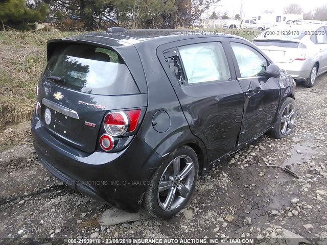 1G1JG6SB4F4160703 - 2015 CHEVROLET SONIC RS GRAY photo 4