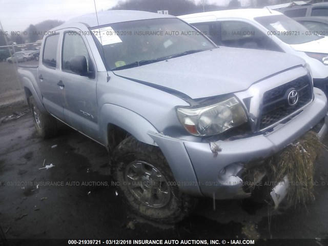 3TMLU4EN0BM065668 - 2011 TOYOTA TACOMA DOUBLE CAB SILVER photo 1