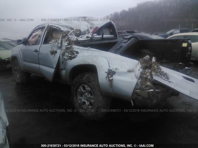 3TMLU4EN0BM065668 - 2011 TOYOTA TACOMA DOUBLE CAB ვერცხლისფერი ფოტო 3