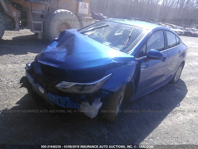 1G1BE5SM7H7170889 - 2017 CHEVROLET CRUZE LT BLUE photo 2