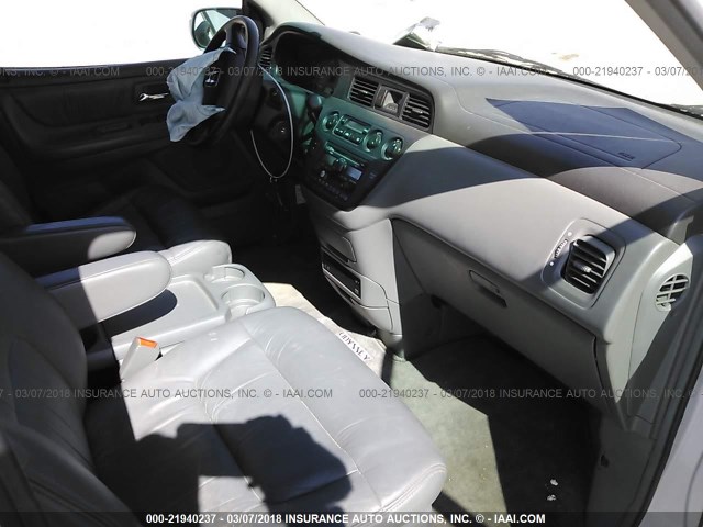 5FNRL180X4B106410 - 2004 HONDA ODYSSEY EXL თეთრი ფოტო 5