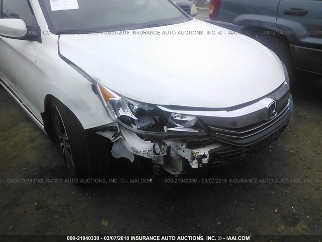 1HGCR2F55HA176146 - 2017 HONDA ACCORD SPORT 白色 照片 6