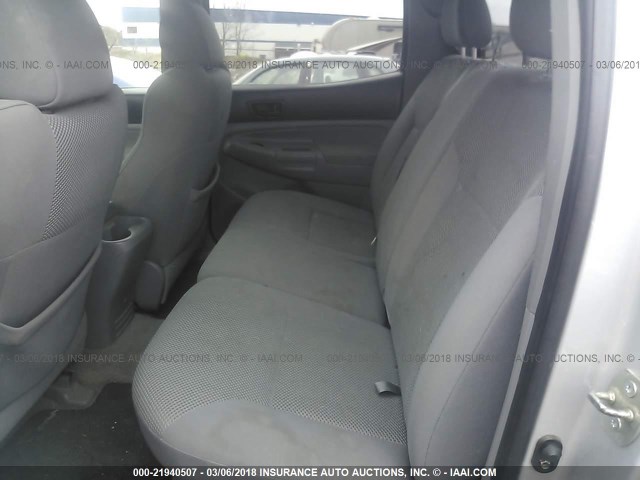 5TELU42N65Z001677 - 2005 TOYOTA TACOMA DOUBLE CAB ვერცხლისფერი ფოტო 8