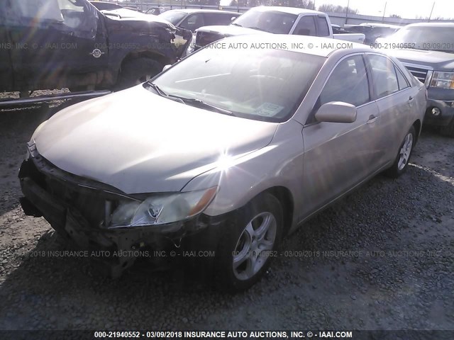 4T1BE46KX7U630732 - 2007 TOYOTA CAMRY NEW GENERAT CE/LE/XLE/SE TAN photo 2