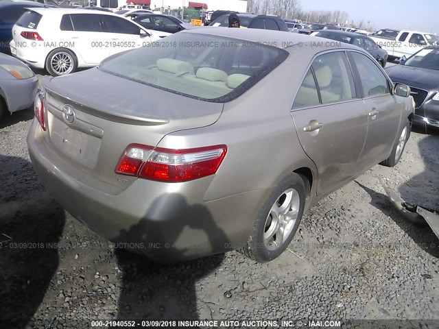 4T1BE46KX7U630732 - 2007 TOYOTA CAMRY NEW GENERAT CE/LE/XLE/SE TAN photo 4