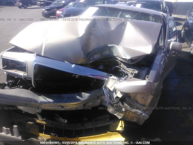 1LNLM81W1VY724979 - 1997 LINCOLN TOWN CAR EXECUTIVE GOLD photo 6