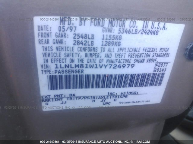 1LNLM81W1VY724979 - 1997 LINCOLN TOWN CAR EXECUTIVE GOLD photo 9