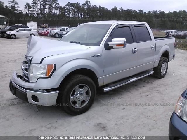 1FTFW1CF2DFB88098 - 2013 FORD F150 SUPERCREW SILVER photo 2