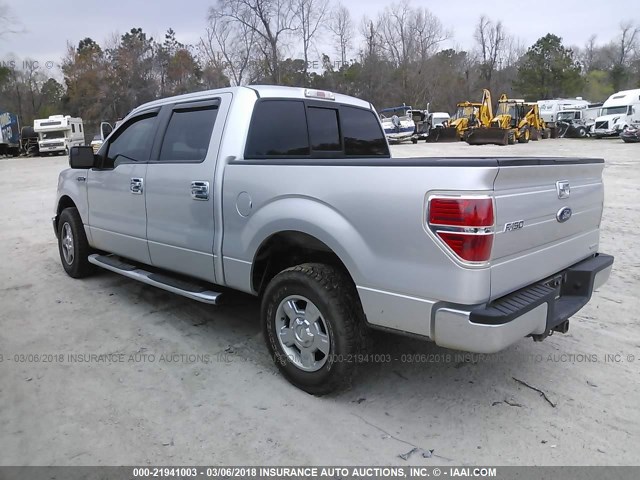 1FTFW1CF2DFB88098 - 2013 FORD F150 SUPERCREW SILVER photo 3