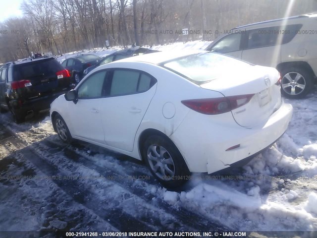 JM1BM1T79F1225502 - 2015 MAZDA 3 SV WHITE photo 3