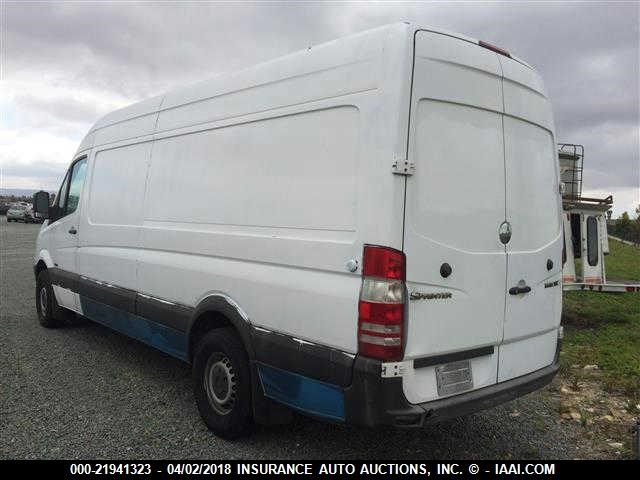 WDYPE8CC3B5521129 - 2011 FREIGHTLINER Sprinter 2500 BLUE photo 3